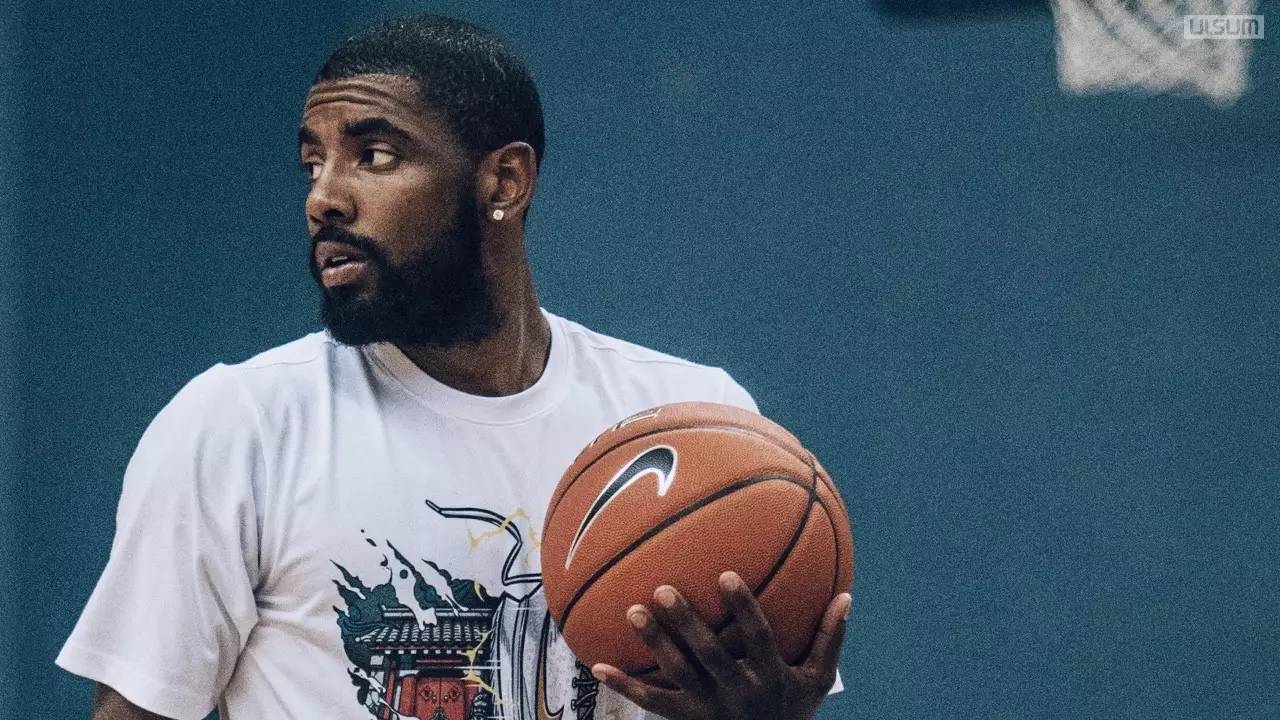 帕潘夸赞吉鲁：他不仅能进球还能防守，甚至还能客串门将（帕潘盛赞吉鲁：能进能防，还能客串门将）