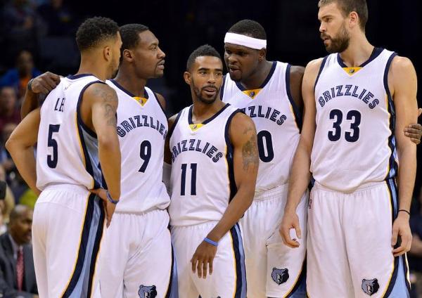 阿莫林：我喜欢马兹拉维的性格，曼联的领导小组不只是看年龄（阿莫林：欣赏马兹拉维的性格，曼联领袖层衡量标准不止年龄）