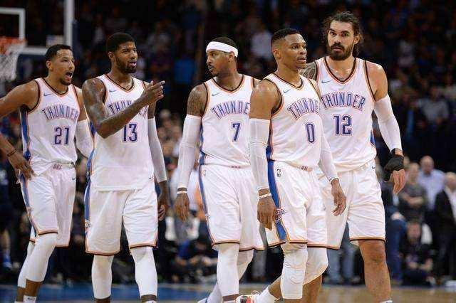 阿莫林：德利赫特需找回在贾府初期那种自信，控球还能提升（阿莫林：德利赫特需重拾阿贾克斯初期的自信，出球与控球仍有提升空间）