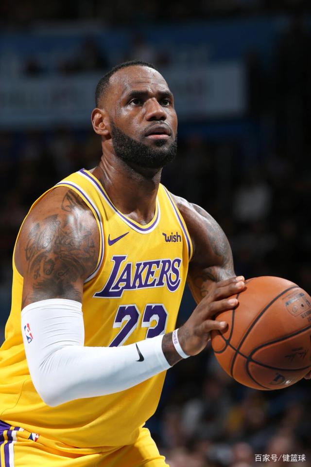 保罗成为2005年同届选秀中唯一在NBA效力的球员（2005届选秀仅剩保罗仍征战NBA）