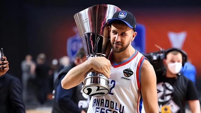 无可阻挡！约基奇怒砍40分9板8助带队完成23分逆转（统治全场！约基奇轰40分9板8助率队逆转23分劣势）