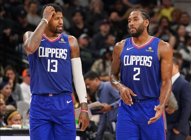 英超半场：米伦科维奇乌龙巴里破门，埃弗顿2-0诺丁汉森林（英超半场战况：巴里破门+米伦科维奇乌龙，埃弗顿暂2-0领先诺丁汉森林）