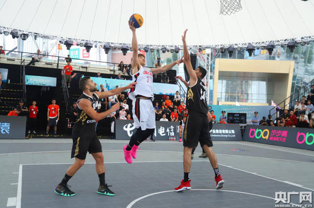 埃弗顿旧将：内维尔以为自己是瓜迪奥拉，他的战术分析省省吧（埃弗顿前将批内维尔：自认瓜迪奥拉，战术分析就免了）